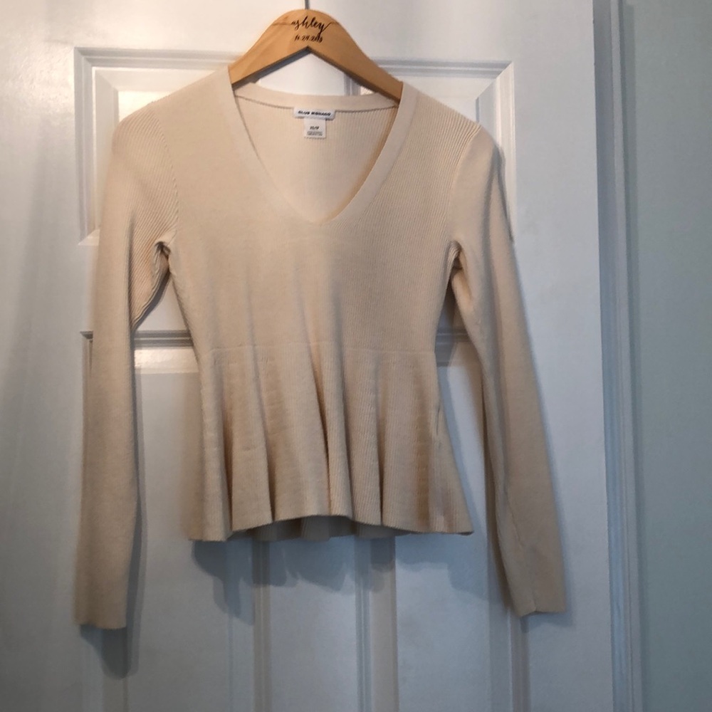 Club Monaco cream sweater size XS